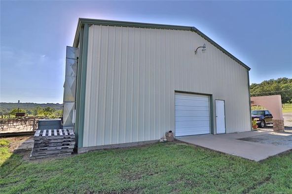 7374 W 51st St, Tulsa, OK 74107